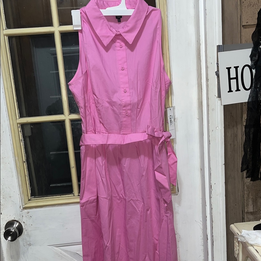 NWT Maggy London Pink Sleeveless Midi Dress